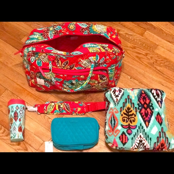 Vera Bradley Handbags - Vera Bradley Rumba Weekender set